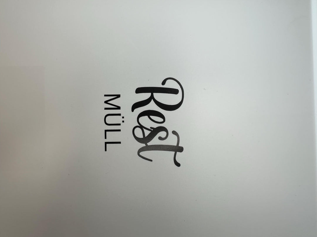 vinyl folie sticker auf mülleimer
